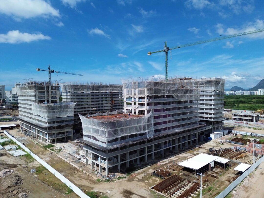 Andamento da obra do projeto Arte Jardim da Calper no Cidade Arte Barra, na Barra da Tijuca, Rio de Janeiro em Fevereiro 2026