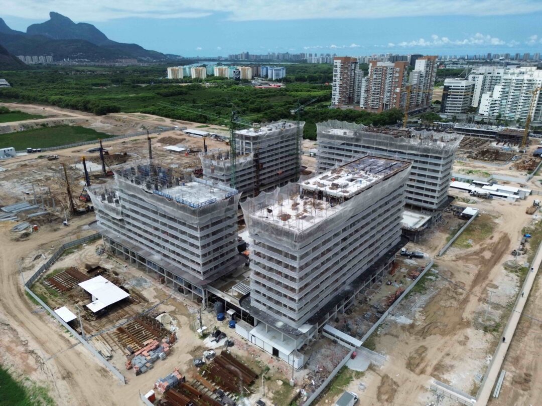 Andamento da obra do projeto Arte Jardim da Calper no Cidade Arte Barra, na Barra da Tijuca, Rio de Janeiro em Março 2026