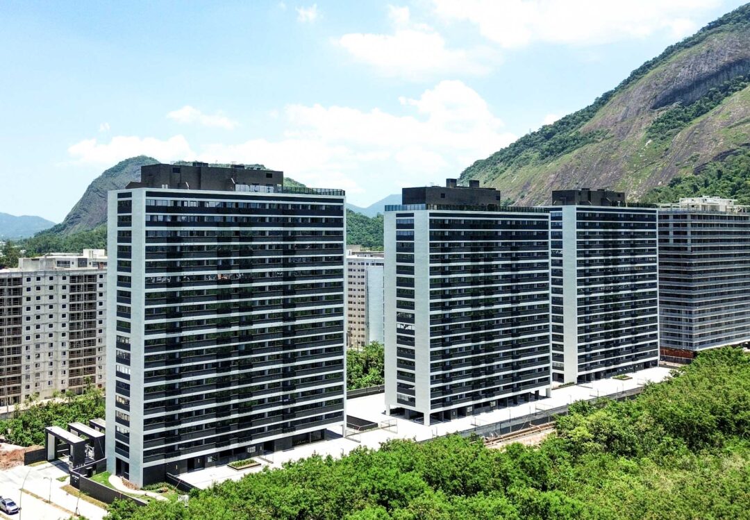 Andamento da obra do projeto Etehe da Calper na Barra da Tijuca, Rio de Janeiro.