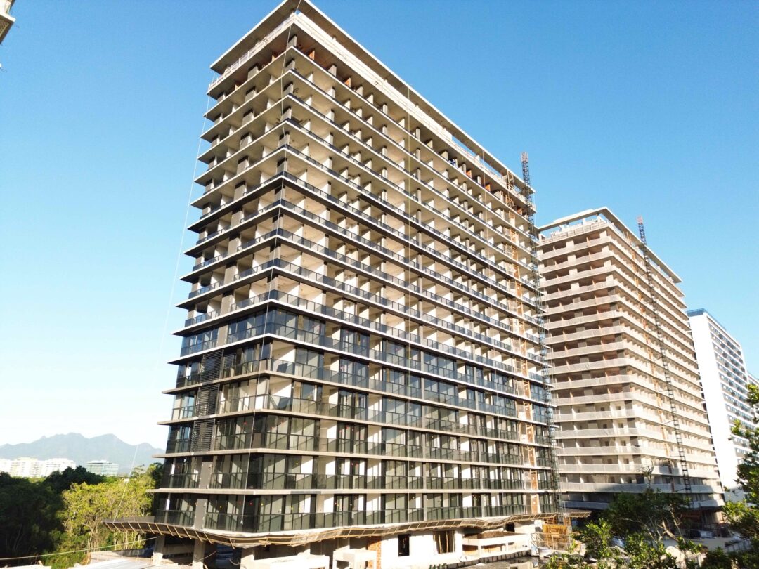 Fachada obra do projeto Murano Residencial da Calper na Barra Olímpica Rio de Janeiro em Fevereiro 2026.